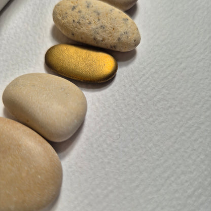 עבודת יד מקורית, יצירה מיוחדת מאבנים, תמונה מחלוקי נחל, תפילת השלווה, אודליהסטונס, odeliastones art